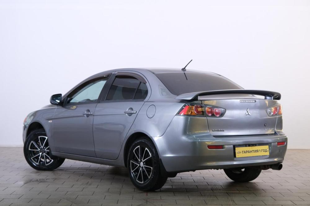 Mitsubishi Lancer X Омск  - изображение 5