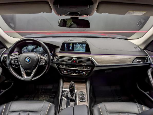 BMW 5 серии VII (G30/G31/G38) с пробегом 2017 года, цена 3 100 000 рублей, 118344 км, седан, Автокод Объявления