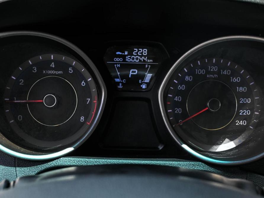 Hyundai Avante V Новороссийск  - изображение 12