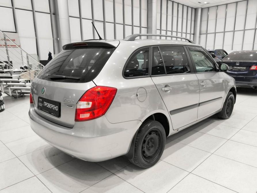 Skoda Fabia II Рестайлинг Казань  - изображение 6