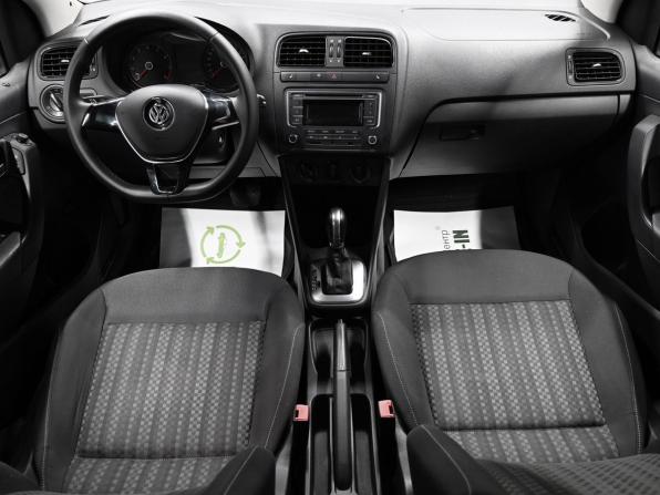 Volkswagen Polo V Рестайлинг с пробегом 2015 года, цена 1 195 000 рублей, 56327 км, седан, Автокод Объявления