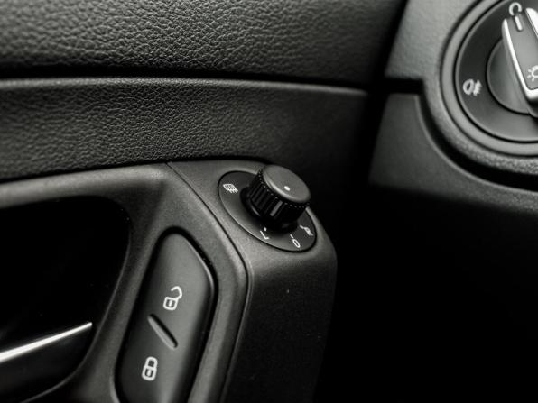 Volkswagen Polo V Рестайлинг с пробегом 2016 года, цена 1 250 000 рублей, 97204 км, седан, Автокод Объявления