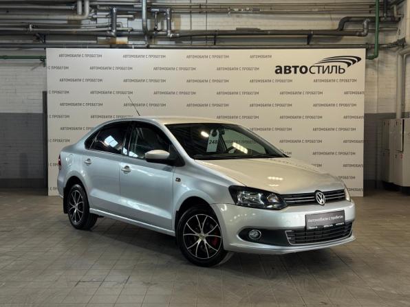 Volkswagen Polo V с пробегом 2012 года, цена 599 000 рублей, 186000 км, седан, Автокод Объявления