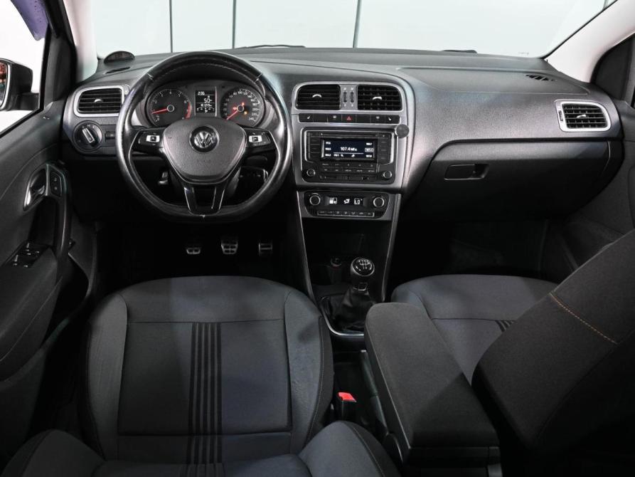 Volkswagen Polo V Рестайлинг Ростов-на-Дону  - изображение 6