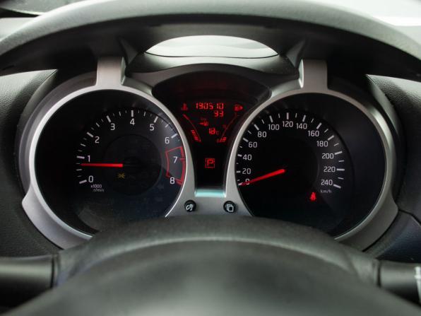 Nissan Juke I с пробегом 2013 года, цена 890 000 рублей, 190510 км, внедорожник, Автокод Объявления