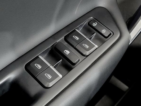 Geely Atlas I с пробегом 2019 года, цена 1 780 000 рублей, 35255 км, внедорожник, Автокод Объявления