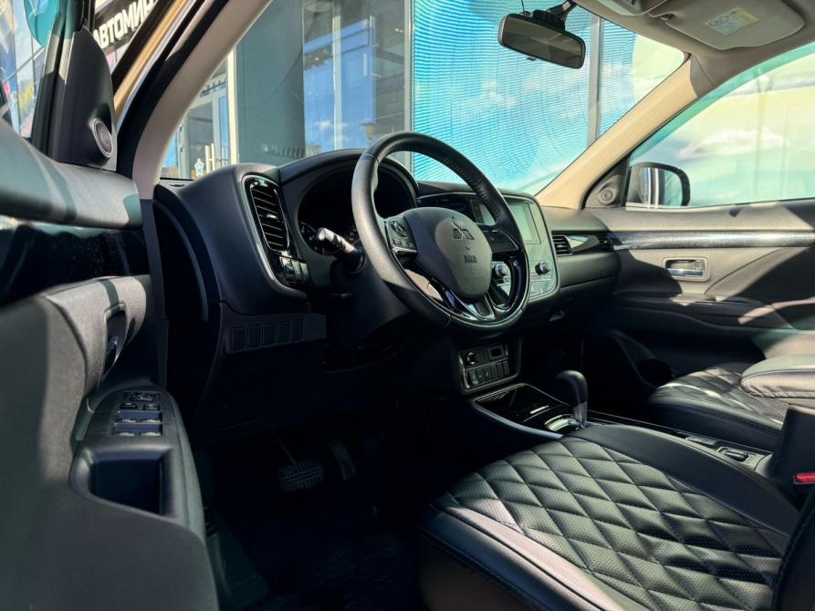 Mitsubishi Outlander III Рестайлинг 3 Архангельск  - изображение 10