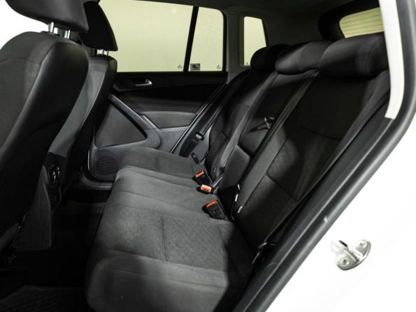 Volkswagen Tiguan I Рестайлинг с пробегом 2015 года, цена 1 744 700 рублей, 93360 км, внедорожник, Автокод Объявления