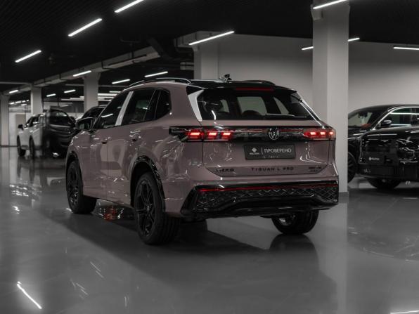 Volkswagen Tiguan III (China Market) с пробегом 2026 года, цена 5 040 000 рублей, 30 км, внедорожник, Автокод Объявления