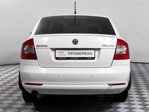 Skoda Octavia II (A5) Рестайлинг с пробегом 2013 года, цена 700 000 рублей, 252058 км, лифтбек, Автокод Объявления