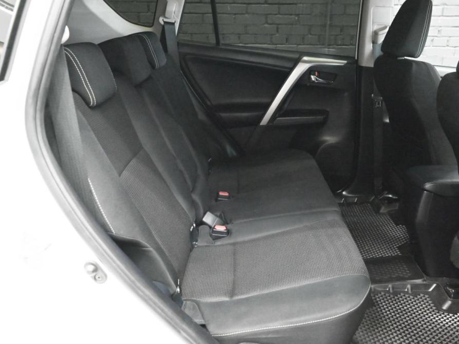 Toyota RAV4 IV (XA40) Рестайлинг Екатеринбург  - изображение 11