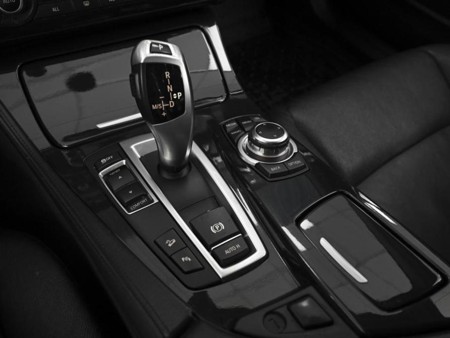 BMW 5 серии VI (F10/F11/F07) Ставрополь  - изображение 12