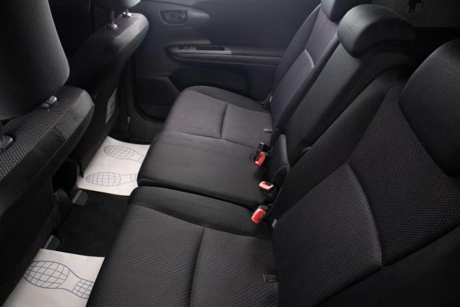 Toyota Wish II Рестайлинг с пробегом 2013 года, цена 1 529 000 рублей, 183042 км, минивэн, Автокод Объявления