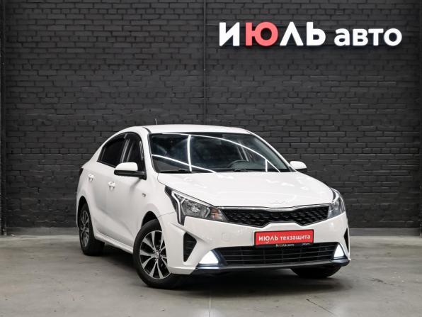 Kia Rio IV Рестайлинг с пробегом 2021 года, цена 1 300 000 рублей, 171438 км, седан, Автокод Объявления