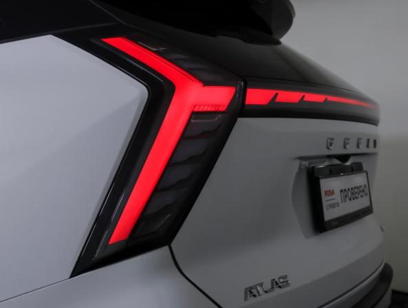Geely Atlas II с пробегом 2024 года, цена 2 988 000 рублей, 26156 км, внедорожник, Автокод Объявления