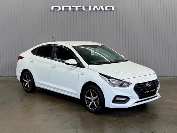 Hyundai Solaris II с пробегом 2018 года, цена 997 000 рублей, 189188 км, седан, Автокод Объявления