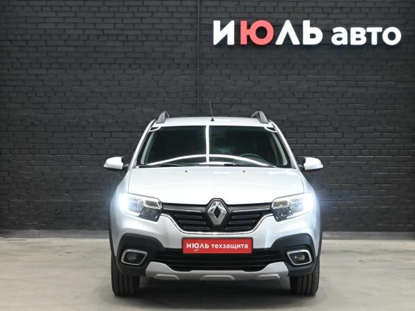 Renault Sandero II Рестайлинг с пробегом 2019 года, цена 1 100 000 рублей, 120813 км, хэтчбек, Автокод Объявления