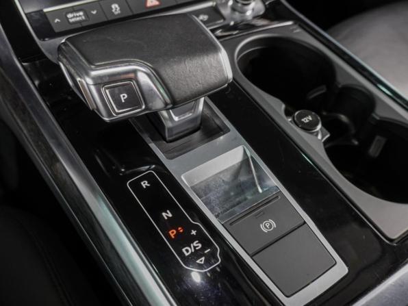 Audi Q7 II (4M) Рестайлинг с пробегом 2020 года, цена 4 240 000 рублей, 81517 км, внедорожник, Автокод Объявления