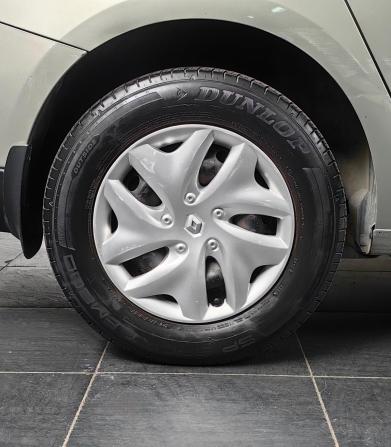 Renault Fluence I Рестайлинг с пробегом 2014 года, цена 795 000 рублей, 131652 км, седан, Автокод Объявления