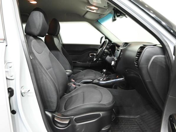 Kia Soul II Рестайлинг с пробегом 2018 года, цена 1 850 000 рублей, 97293 км, хэтчбек, Автокод Объявления