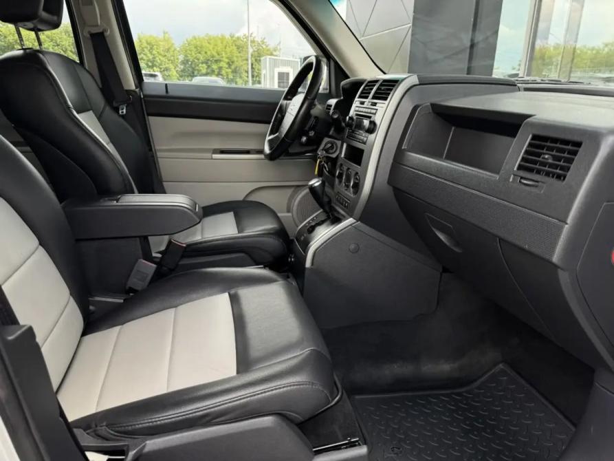 Jeep Liberty (Patriot) Новосибирск  - изображение 18