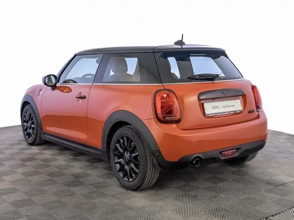 Mini Hatch III (F55/F56) Рестайлинг с пробегом 2021 года, цена 2 300 000 рублей, 57123 км, хэтчбек, Автокод Объявления