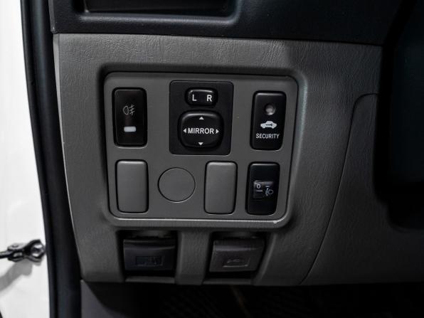 Toyota Hilux VII Рестайлинг с пробегом 2012 года, цена 2 315 000 рублей, 212164 км, offers.body_type.unknown, Автокод Объявления