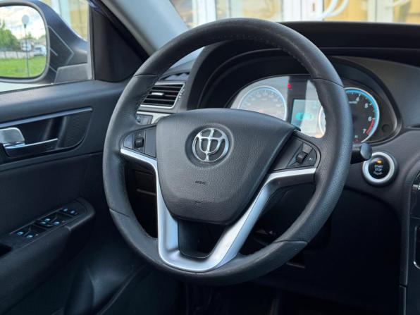 Brilliance V5 I с пробегом 2015 года, цена 695 000 рублей, 121060 км, внедорожник, Автокод Объявления