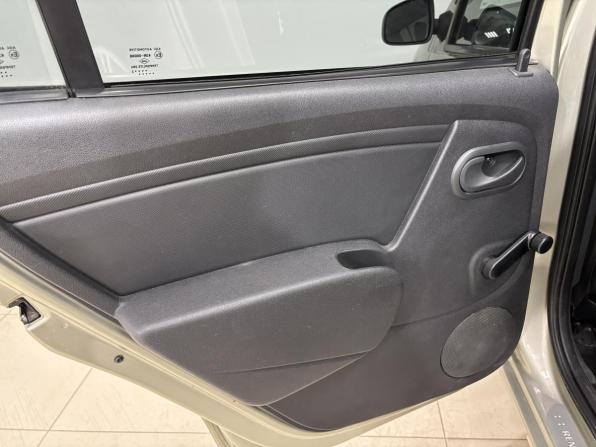Renault Sandero I с пробегом 2012 года, цена 700 000 рублей, 74318 км, хэтчбек, Автокод Объявления