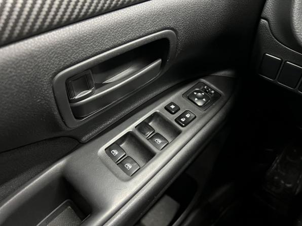 Mitsubishi Outlander III Рестайлинг 3 с пробегом 2018 года, цена 1 979 000 рублей, 151976 км, внедорожник, Автокод Объявления