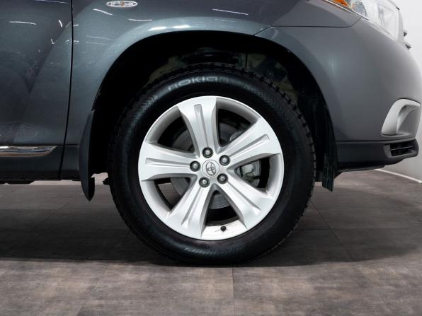 Toyota Highlander II (XU40) Рестайлинг с пробегом 2011 года, цена 2 045 000 рублей, 145400 км, внедорожник, Автокод Объявления