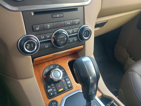 Land Rover Discovery IV с пробегом 2013 года, цена 1 750 000 рублей, 411825 км, внедорожник, Автокод Объявления