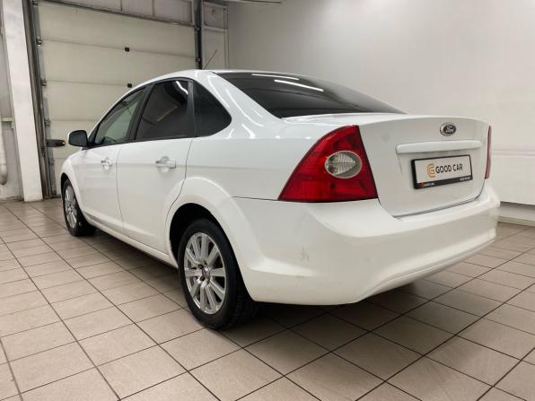 Ford Focus II Рестайлинг с пробегом 2010 года, цена 549 000 рублей, 187994 км, седан, Автокод Объявления