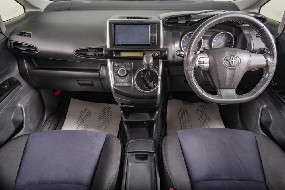 Toyota Wish II Рестайлинг Томск  - изображение 12