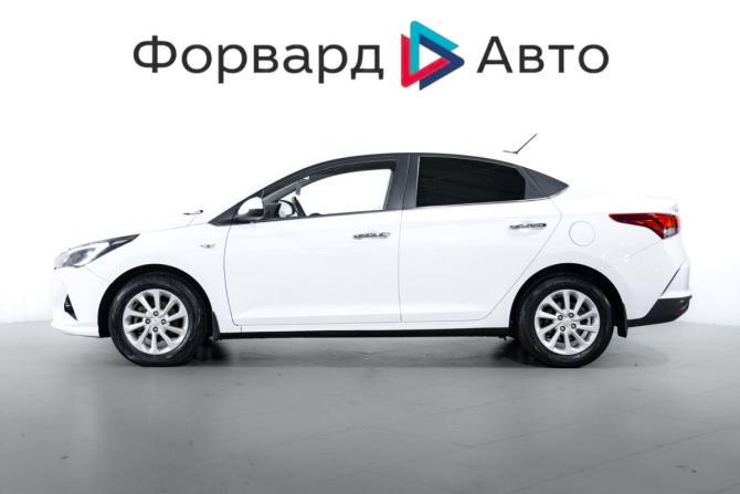 Hyundai Solaris II Рестайлинг с пробегом 2021 года, цена 1 600 000 рублей, 82653 км, седан, Автокод Объявления