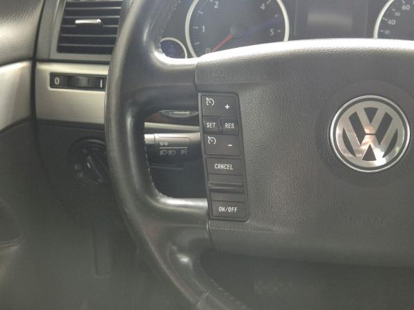 Volkswagen Touareg I Рестайлинг с пробегом 2007 года, цена 799 000 рублей, 315000 км, внедорожник, Автокод Объявления
