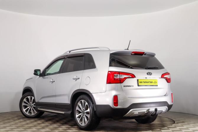 Kia Sorento II Рестайлинг с пробегом 2014 года, цена 1 759 000 рублей, 158689 км, внедорожник, Автокод Объявления