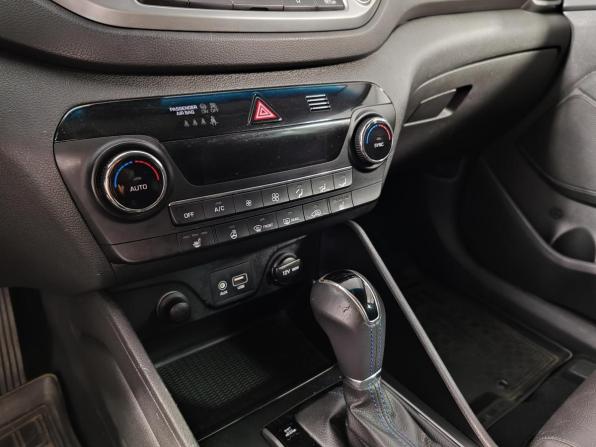 Hyundai Tucson III с пробегом 2018 года, цена 1 580 000 рублей, 198962 км, внедорожник, Автокод Объявления