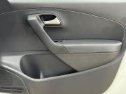 Volkswagen Polo V Рестайлинг Набережные Челны  - изображение 36