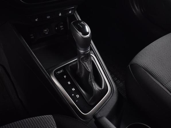 Hyundai Solaris II с пробегом 2019 года, цена 1 399 999 рублей, 155536 км, седан, Автокод Объявления