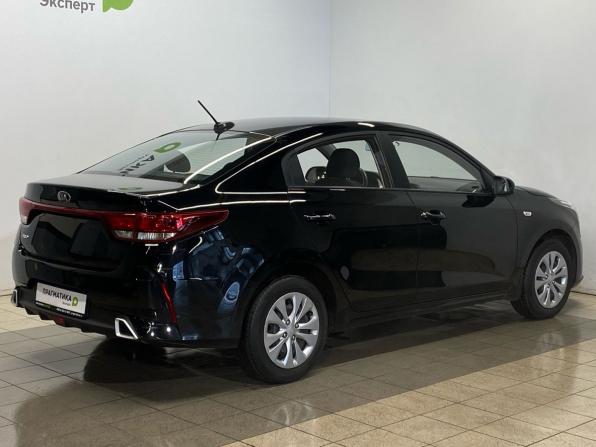 Kia Rio IV Рестайлинг с пробегом 2021 года, цена 1 459 000 рублей, 131272 км, седан, Автокод Объявления