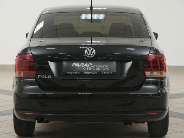 Volkswagen Polo V Рестайлинг с пробегом 2015 года, цена 1 035 000 рублей, 63500 км, седан, Автокод Объявления