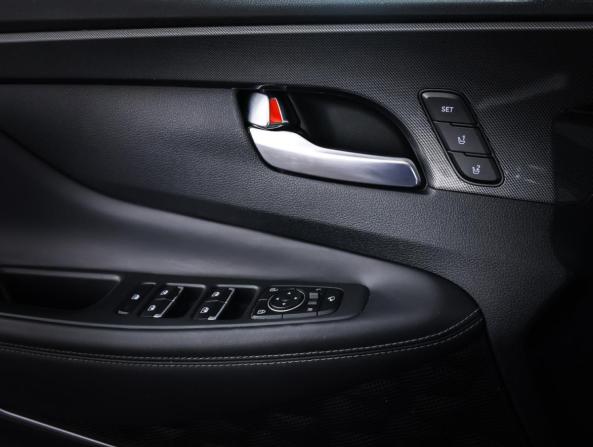 Hyundai Santa Fe IV Рестайлинг с пробегом 2021 года, цена 3 234 000 рублей, 102595 км, внедорожник, Автокод Объявления