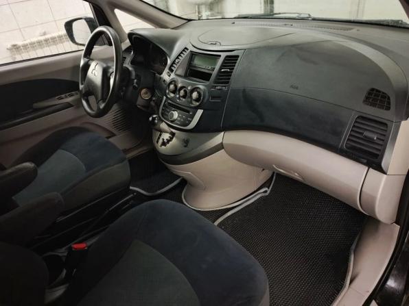 Mitsubishi Grandis I с пробегом 2007 года, цена 850 000 рублей, 236772 км, минивэн, Автокод Объявления