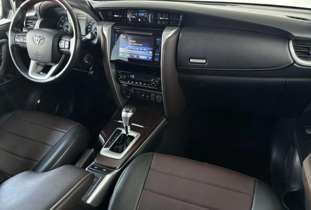 Toyota Fortuner II Киров  - изображение 12