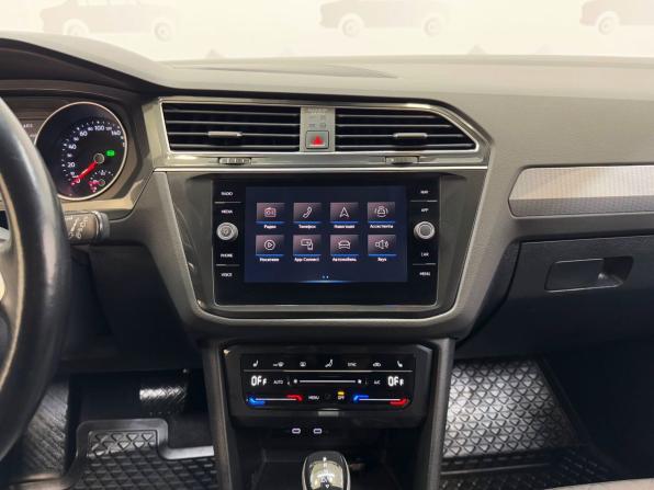 Volkswagen Tiguan II Рестайлинг с пробегом 2021 года, цена 2 100 000 рублей, 204518 км, внедорожник, Автокод Объявления