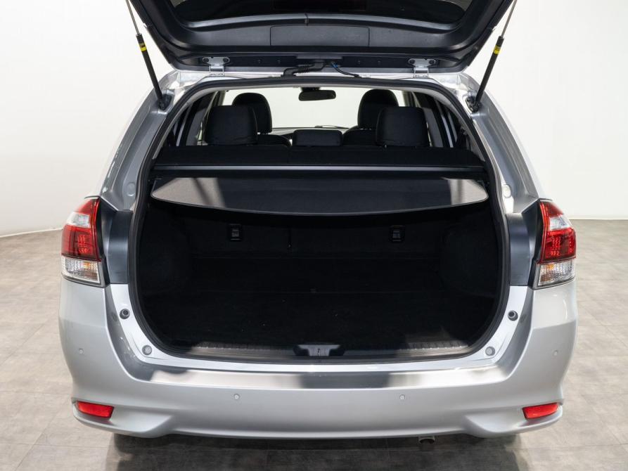 Toyota Corolla XI (E160 E170) Рестайлинг 2 Чита  - изображение 15
