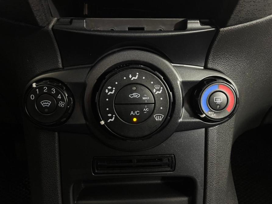Ford Fiesta Mk6 Рестайлинг Воронеж  - изображение 19
