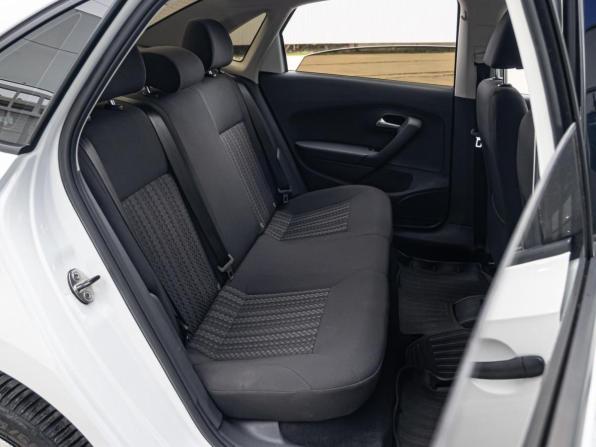 Volkswagen Polo V Рестайлинг с пробегом 2018 года, цена 1 180 000 рублей, 123525 км, седан, Автокод Объявления