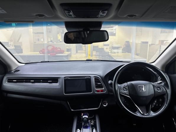 Honda Vezel I с пробегом 2014 года, цена 1 305 000 рублей, 161550 км, внедорожник, Автокод Объявления